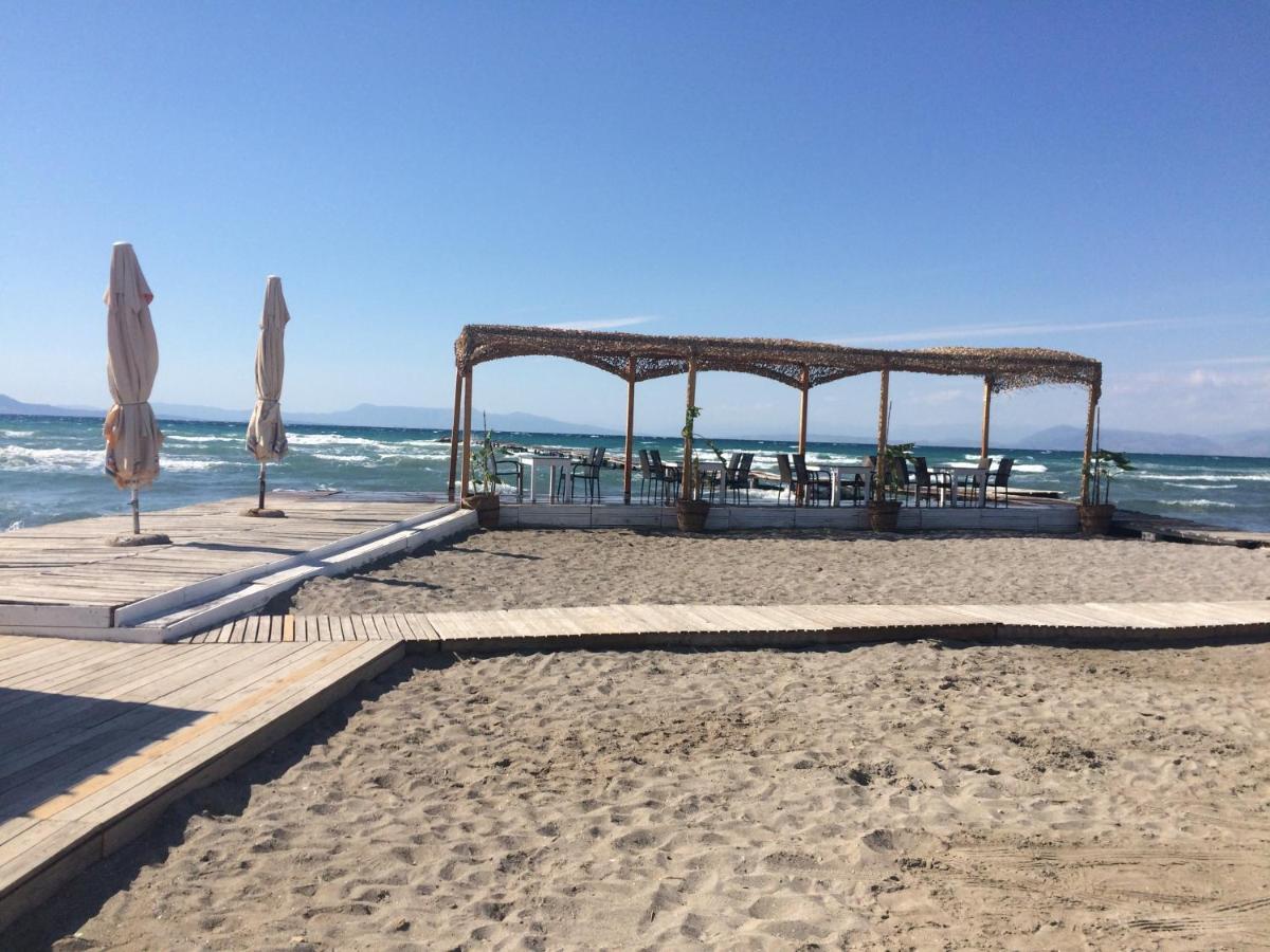 Petrakis Beach Lefkimmi  Exterior foto