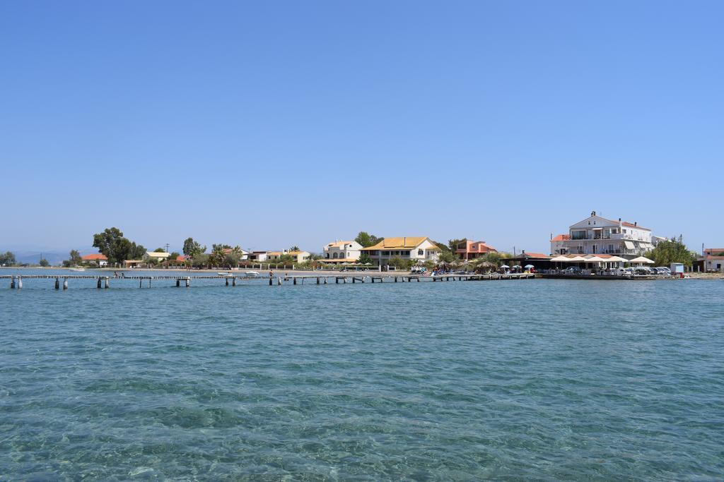 Petrakis Beach Lefkimmi  Exterior foto